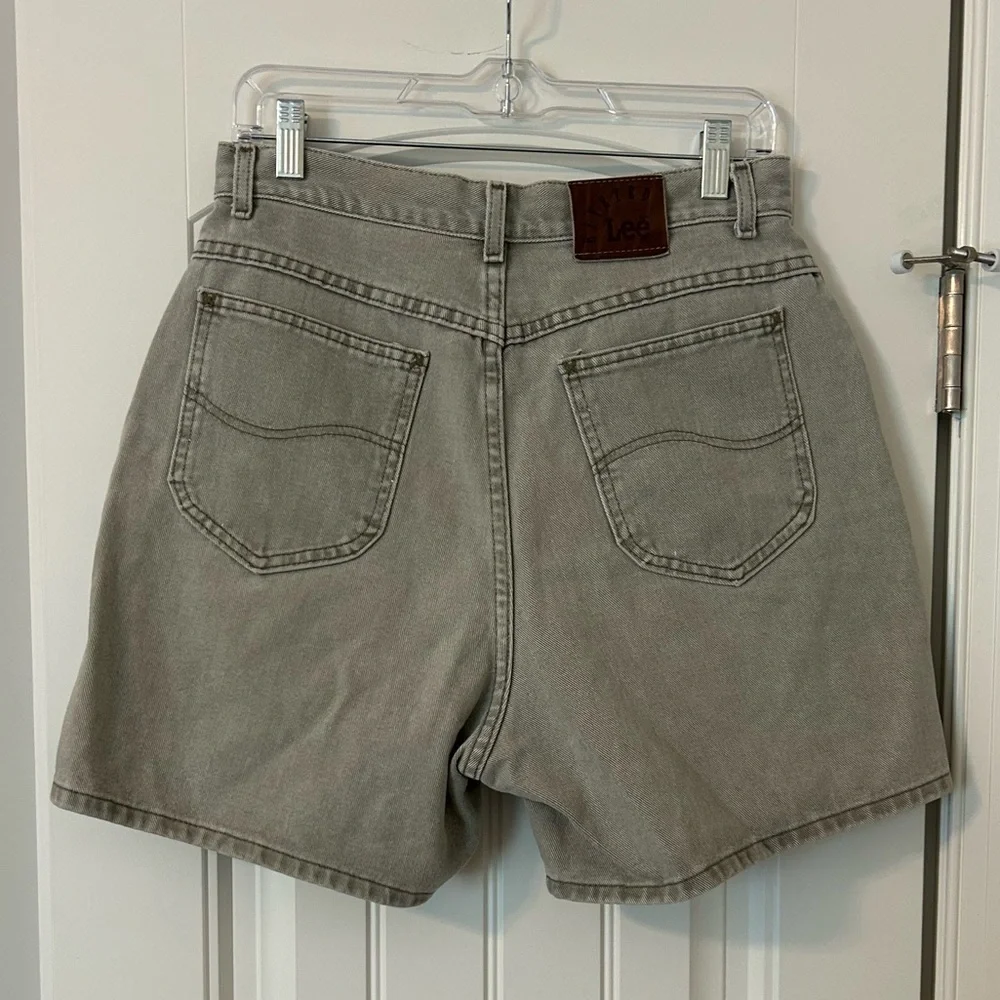Lee Riveted Denim Shorts - Picture 2 of 2